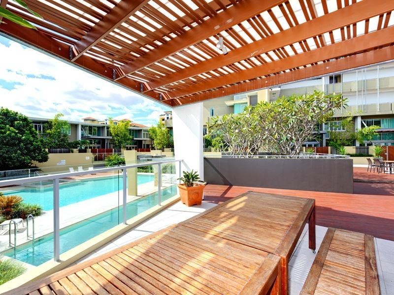 28/20 Newstead Terrace, Newstead QLD 4006