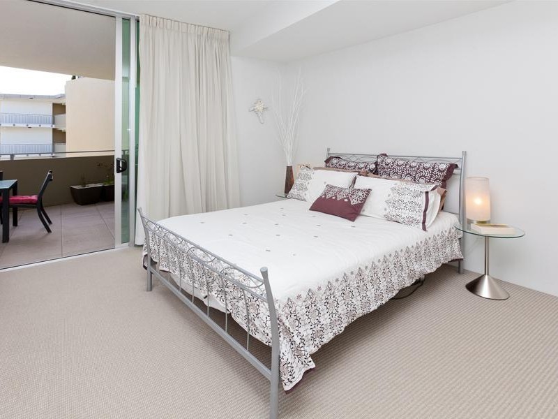 28/20 Newstead Terrace, Newstead QLD 4006