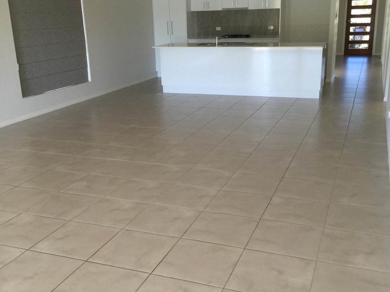 5 Twin Creek Court, Cannonvale QLD 4802