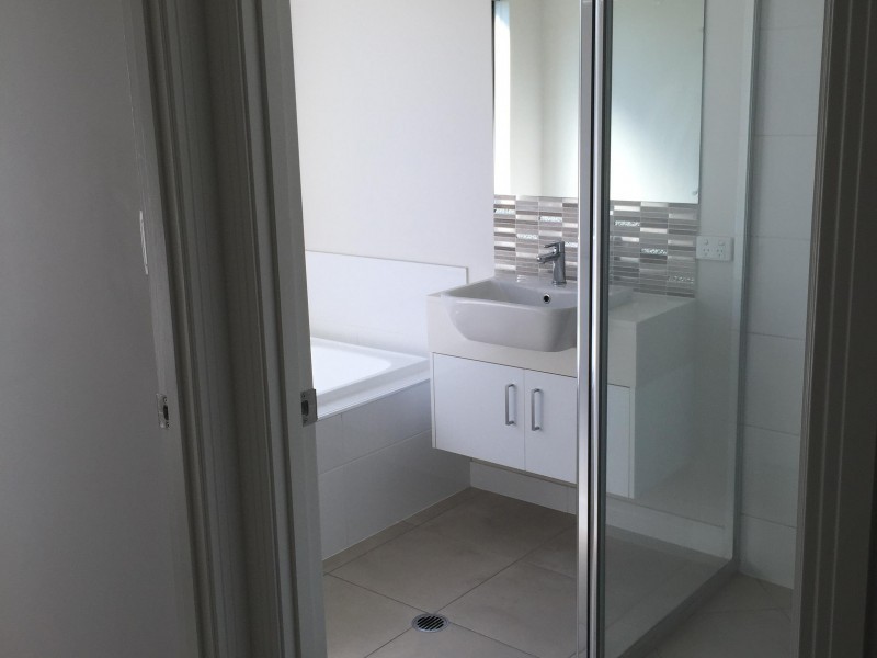 5 Twin Creek Court, Cannonvale QLD 4802