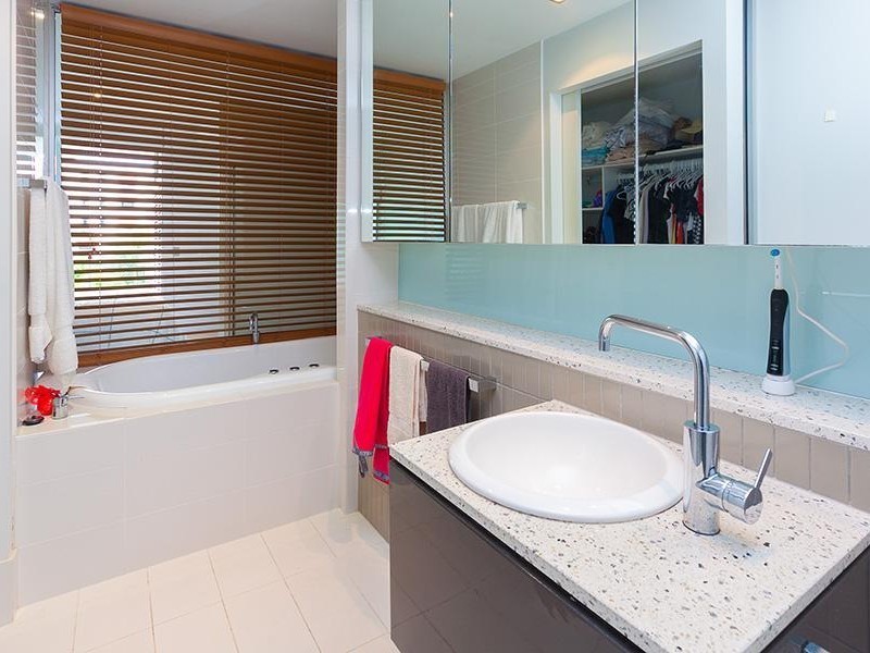 20 Newstead Terrace, Newstead QLD 4006