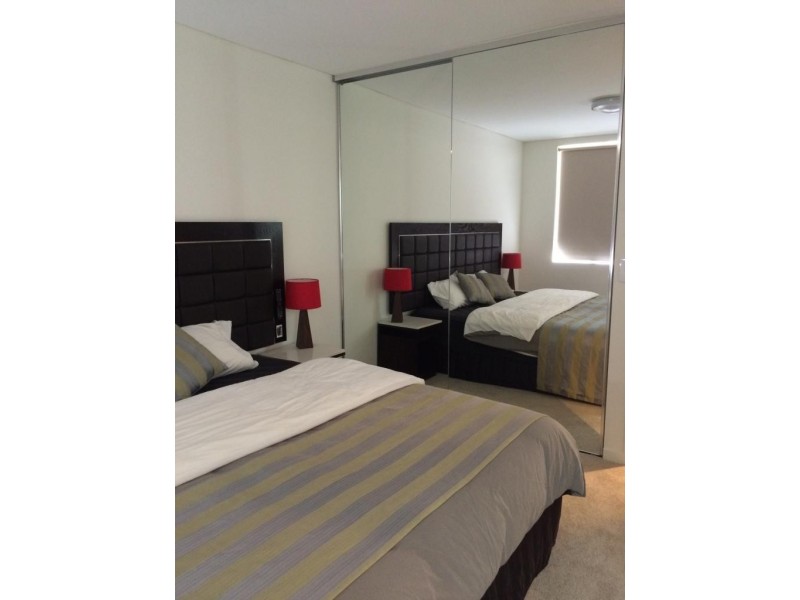 27 Orchid Ave, Surfers Paradise QLD 4217