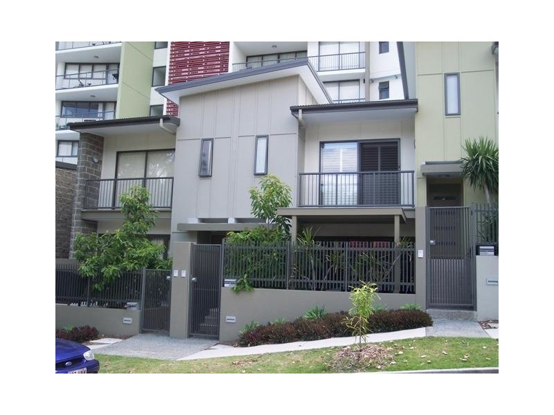 18 Manning Street, Milton QLD 4064