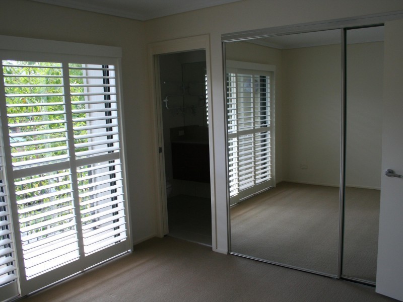 18 Manning Street, Milton QLD 4064