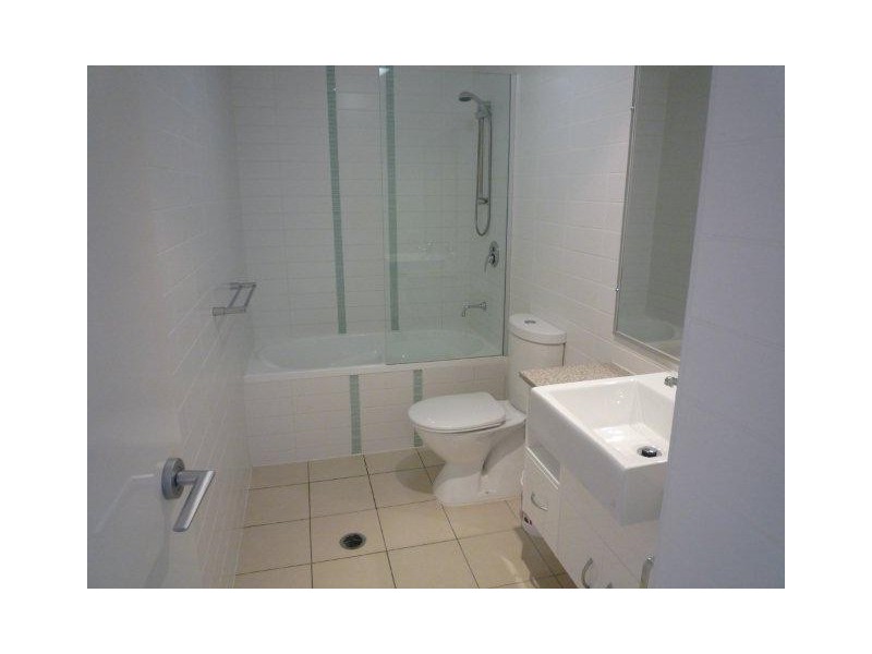 8/24 Allwood Street, Indooroopilly QLD 4068