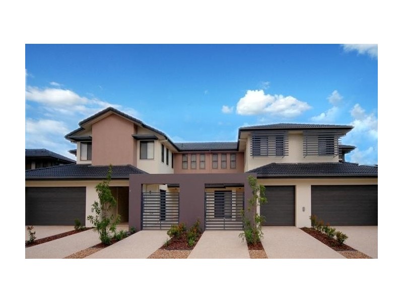 C2/2 Catalina Way, Upper Coomera QLD 4209