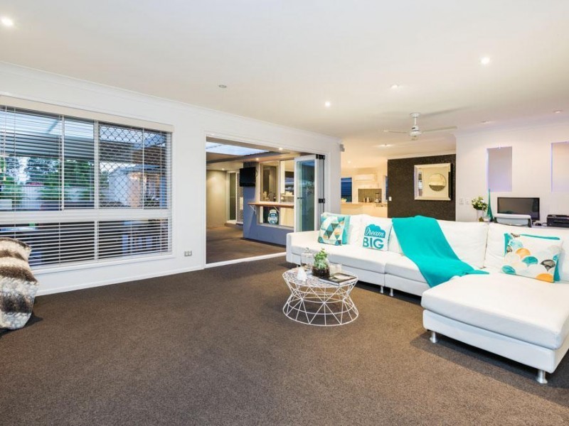 25 Salvia Street, Hollywell QLD 4216