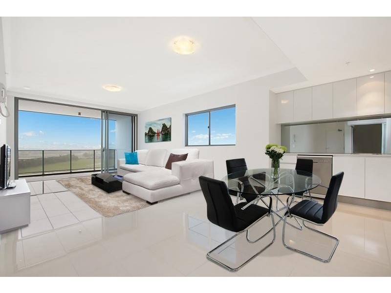 703/43 HARBOUR TOWN DRIVE, Biggera Waters QLD 4216