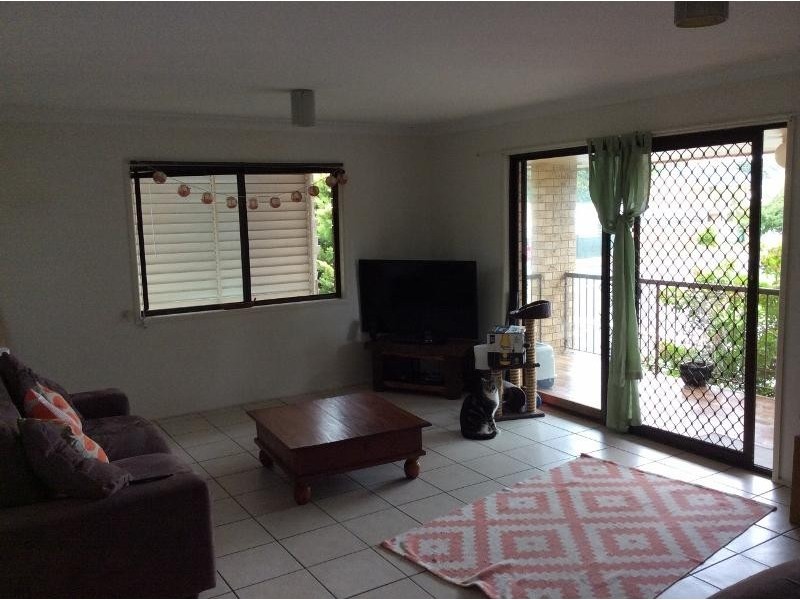 2/50 Twenty Sixth Avenue, Palm Beach QLD 4221
