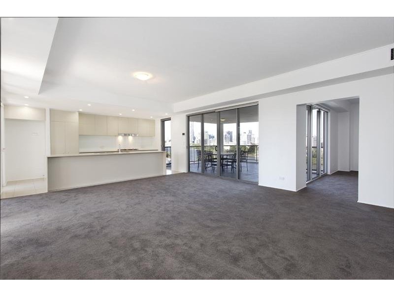 8 Dunmore Terrace, Auchenflower QLD 4066