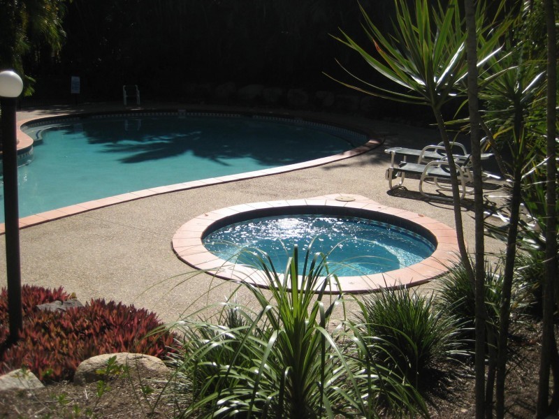 100 Racecourse Road, Bundall QLD 4217