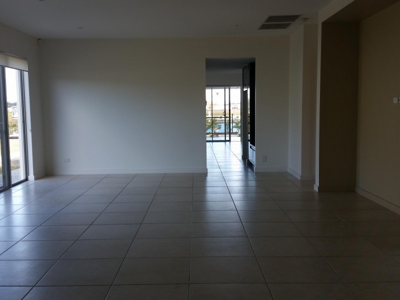 24-26 Harbour Rise, Hope Island QLD 4212
