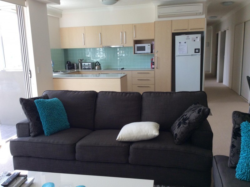 14 Executive Drive, Burleigh Waters QLD 4220