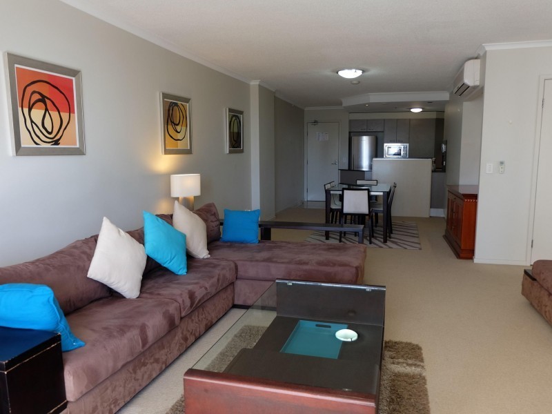 21 Cypress Avenue, Surfers Paradise QLD 4217