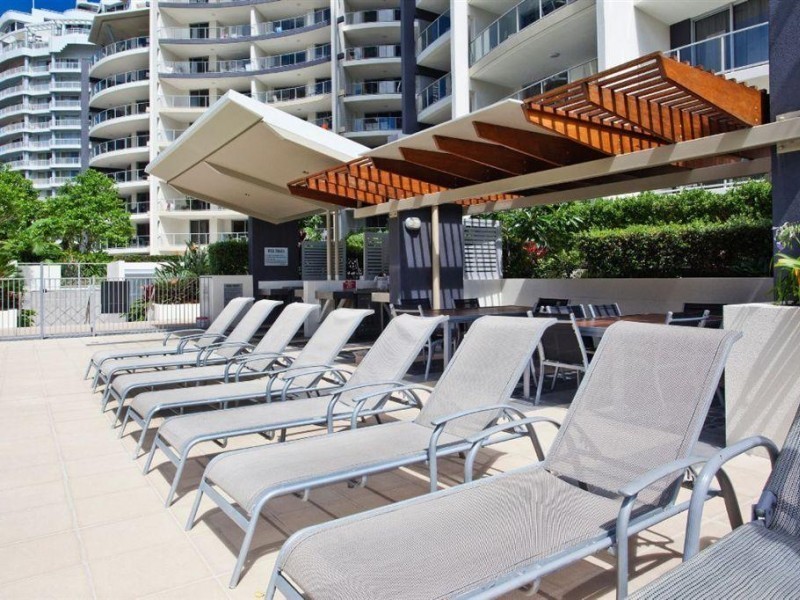 21 Cypress Avenue, Surfers Paradise QLD 4217