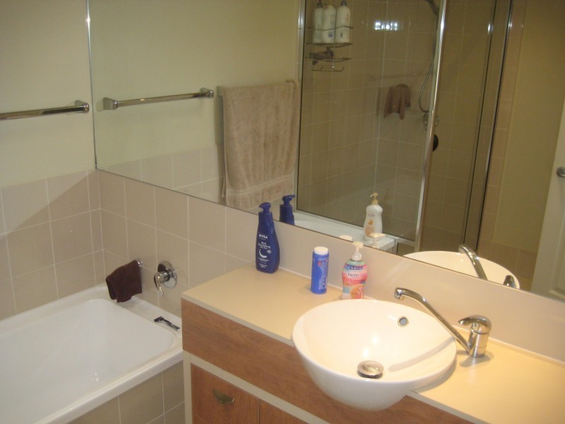 Carrara QLD 4211