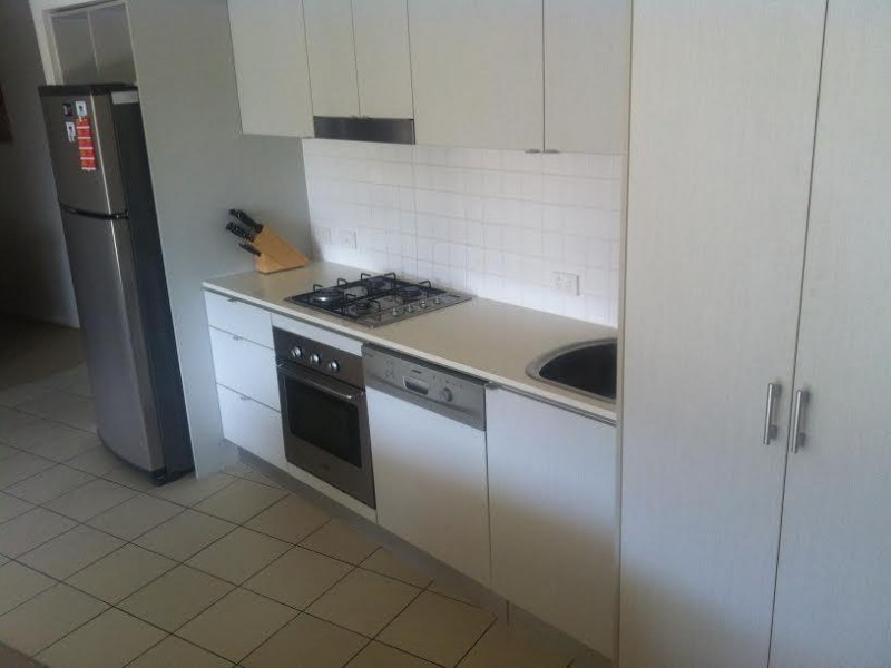 1025/18 Manning Street, Milton QLD 4064