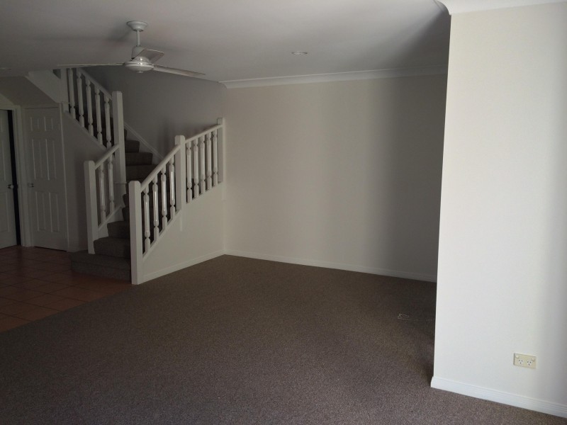 00/152 Palm Meadows Drive, Carrara QLD 4211