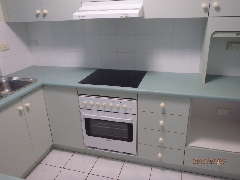 Unit 12/5-15 McGregor Street, Mooroobool QLD 4870