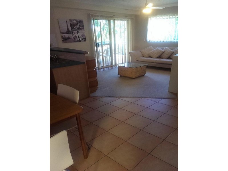 20/10-14 Purli Street, Chevron Island QLD 4217
