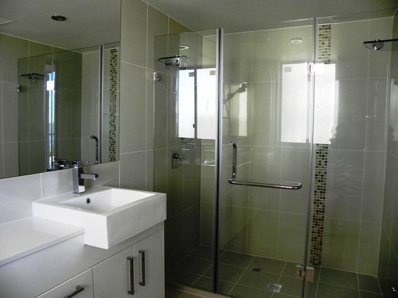 403 403/87 Marine Parade, Redcliffe QLD 4020