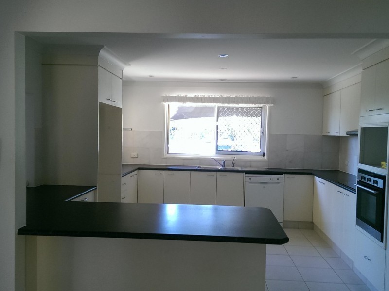 18 Sundance Way, Runaway Bay QLD 4216