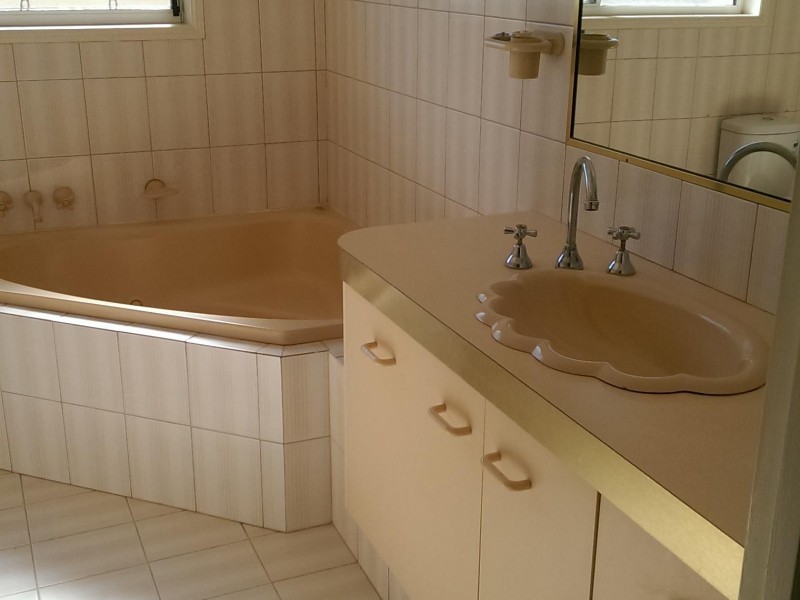 18 Sundance Way, Runaway Bay QLD 4216