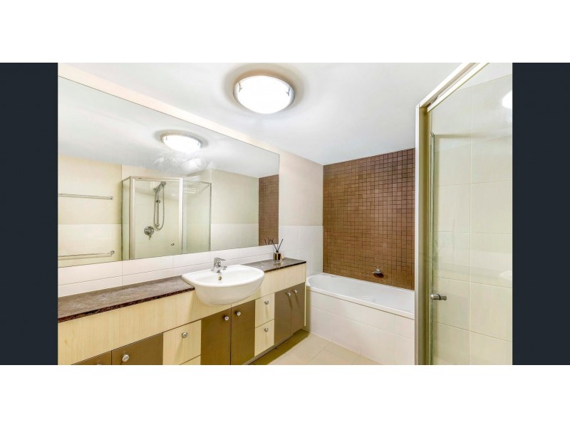 56/21 Cypress Avenue, Surfers Paradise QLD 4217