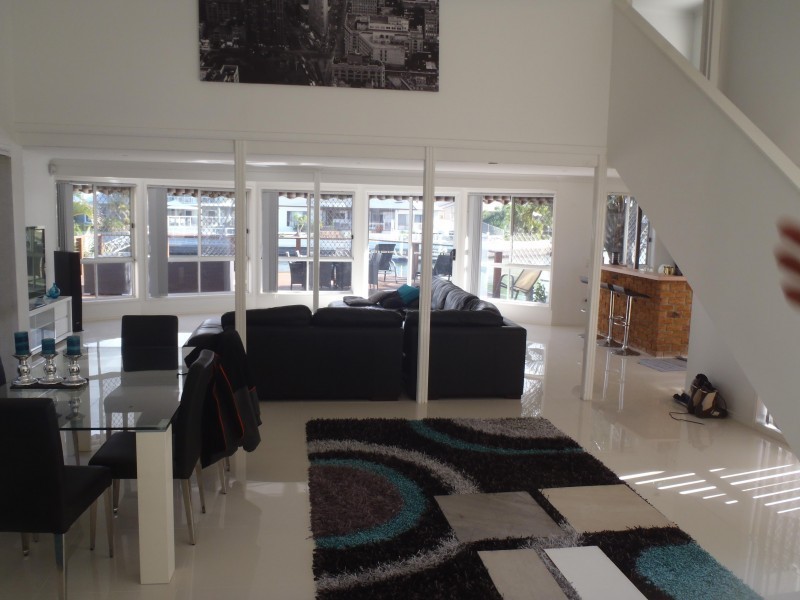 433 Brisbane Road, Arundel QLD 4214