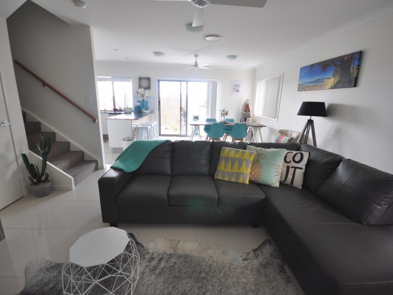 14 Photinia Cres, Mountain Creek QLD 4557