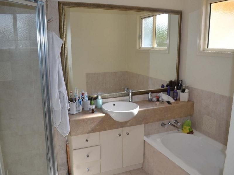 10/99-101 Heeb Street, Benowa QLD 4217