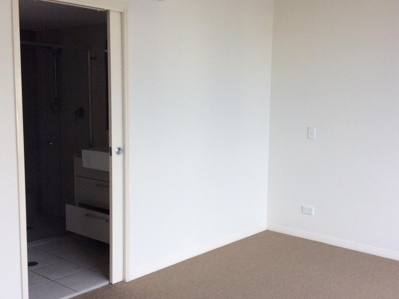 Burleigh Waters QLD 4220