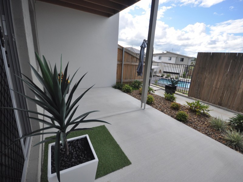 14 Photinia Cres, Mountain Creek QLD 4557