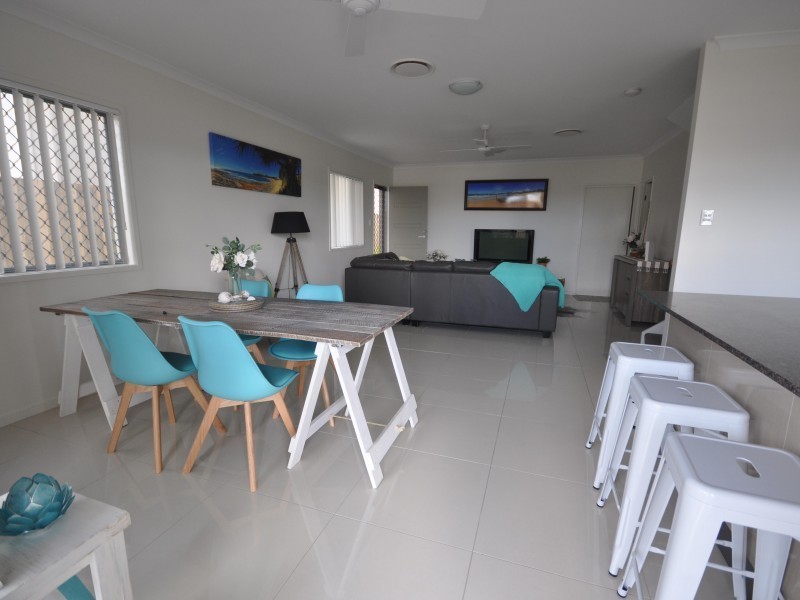 14 Photinia Cres, Mountain Creek QLD 4557