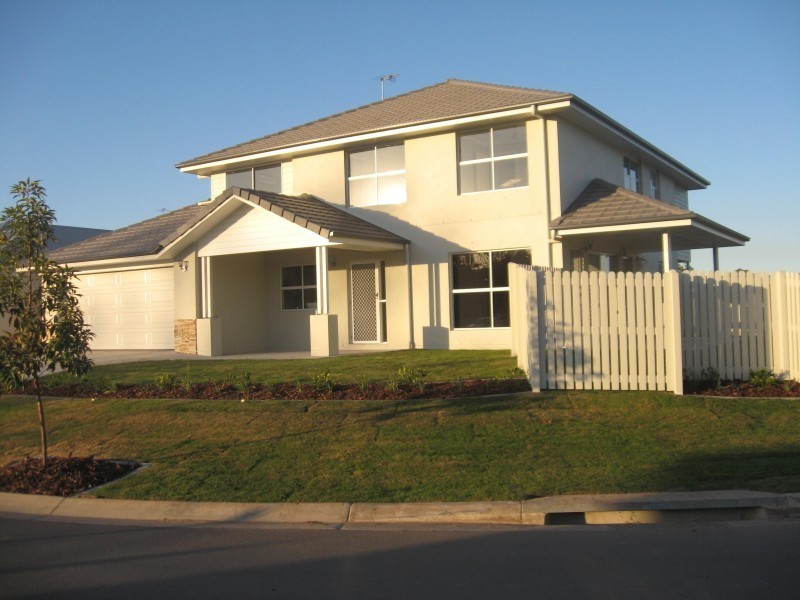 28 Fern Pde, Griffin QLD 4503