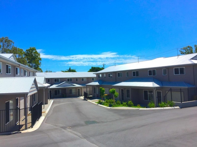 10 Creek Street, Bundamba QLD 4304