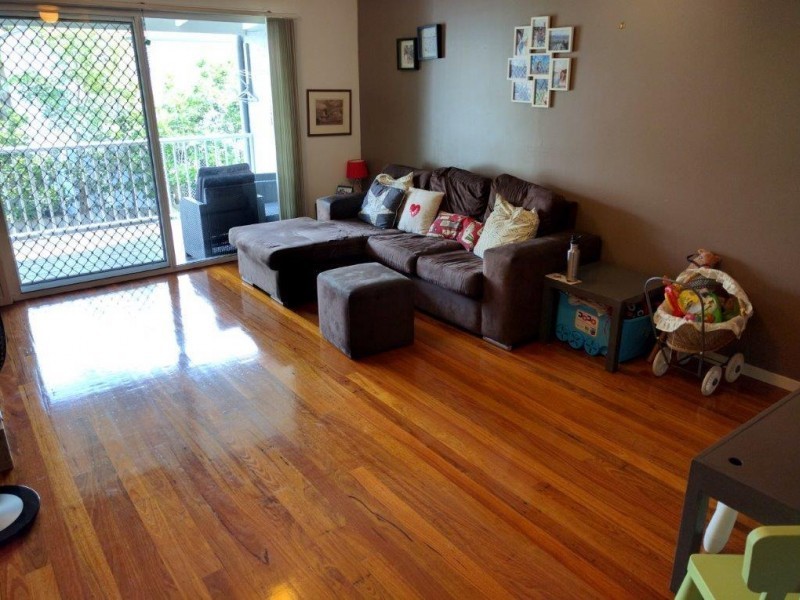 83 Dibar St, Wynnum QLD 4178