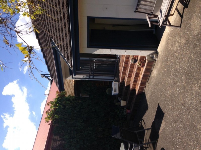 6 MacGroarty Street, Coopers Plains QLD 4108