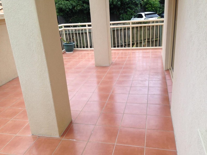 76 THOMAS DR, Chevron Island QLD 4217