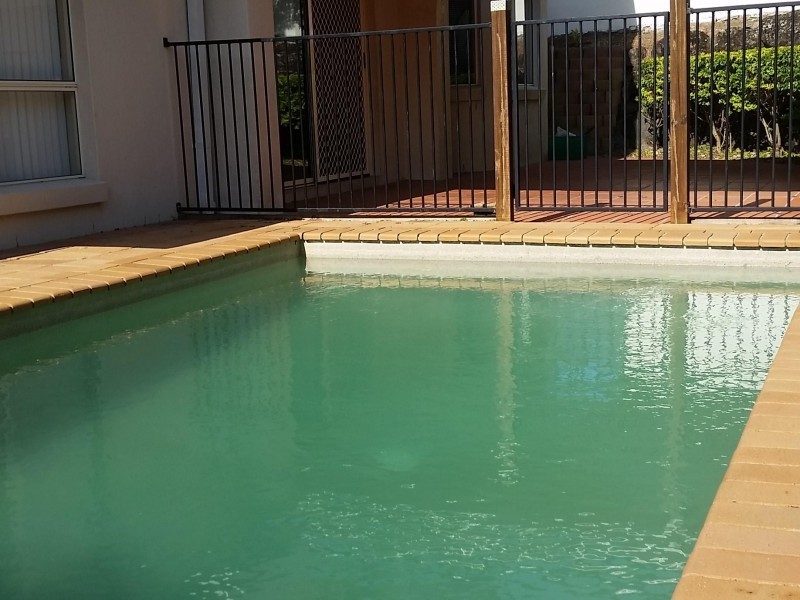 31 Arun dr, Arundel QLD 4214