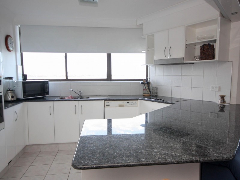 9 Bayview Street, Runaway Bay QLD 4216