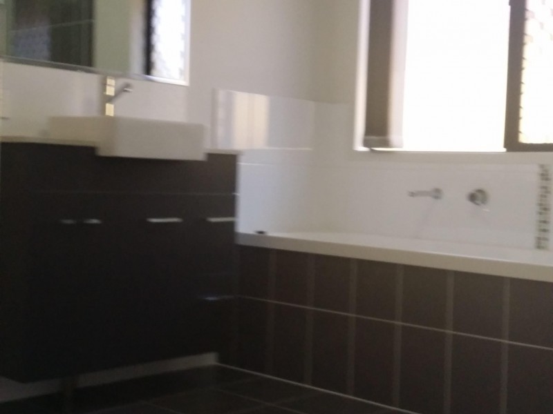 33 South Quarter Drive, Loganlea QLD 4131