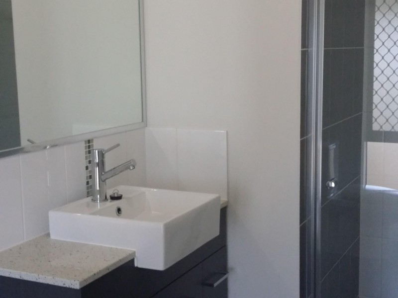 1-33 South Quarter Drive, Loganlea QLD 4131