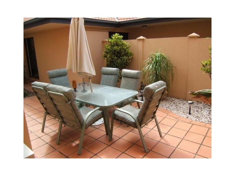 85 Palm Meadows Drive, Carrara QLD 4211