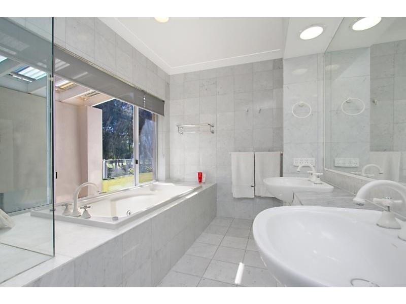 178 Palm Meadows Drive, Carrara QLD 4211