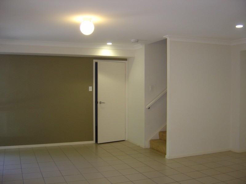 83 Dibar St, Wynnum QLD 4178