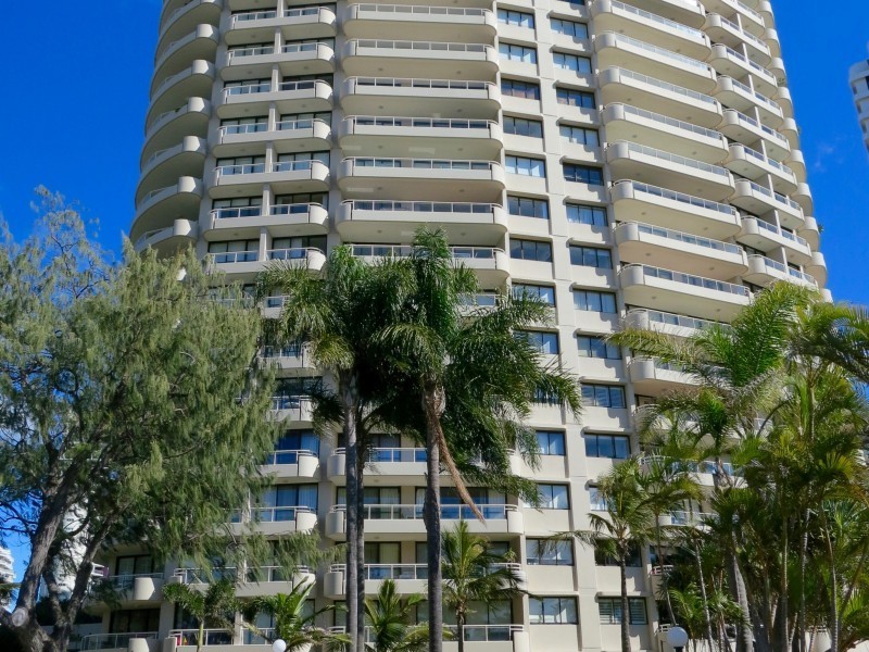 34/13 Cunningham Ave, Main Beach QLD 4217