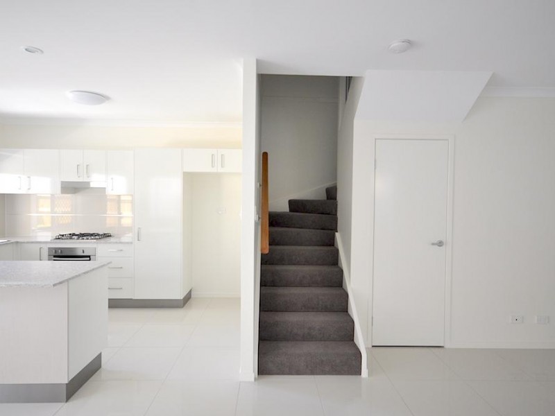 2/2 Photinia Cres, Mountain Creek QLD 4557