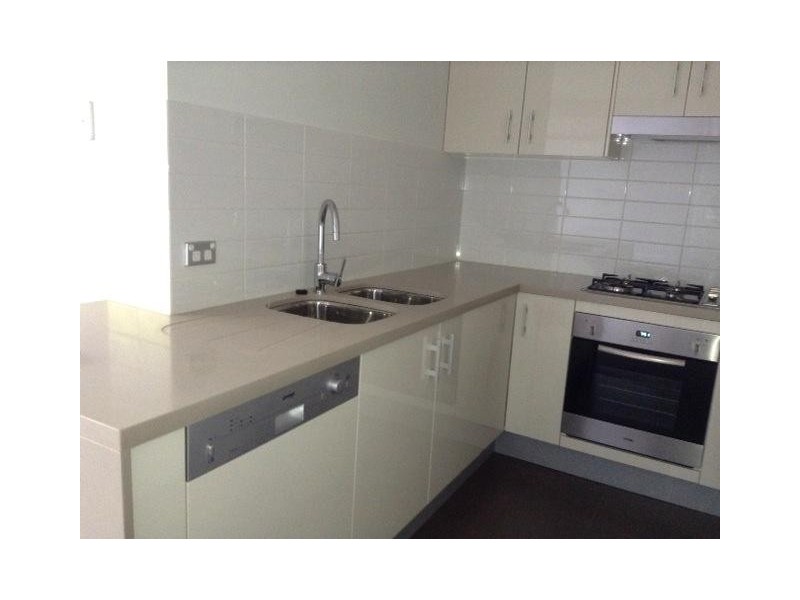 Apartment/2 Aqua Street, Southport QLD 4215