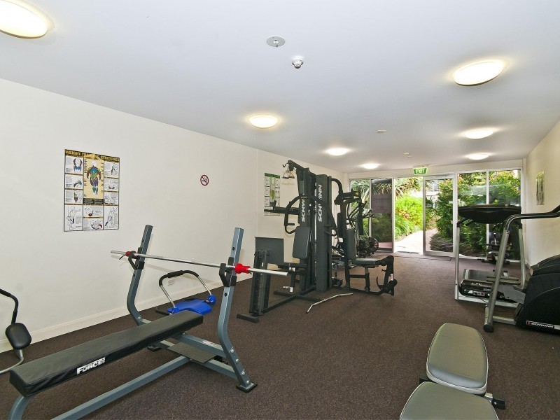26/2894-2910 Gold Coast Highway, Surfers Paradise QLD 4217